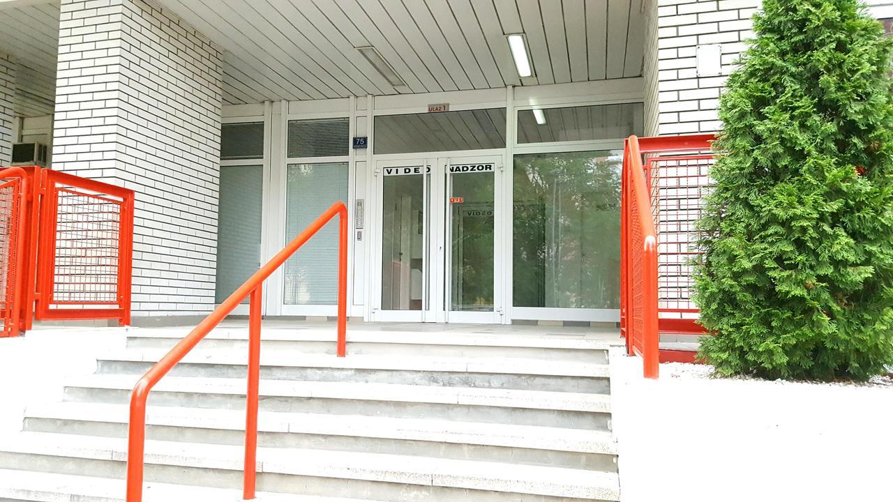 Arena Relax Apartman Belgrade Exterior photo