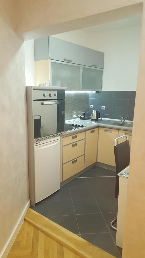 Arena Relax Apartman Belgrade Exterior photo